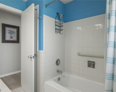 3021 Se 17th Avenue - Photo Thumbnail 12