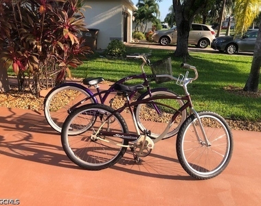 3832 Sw 20th Avenue - Photo Thumbnail 8