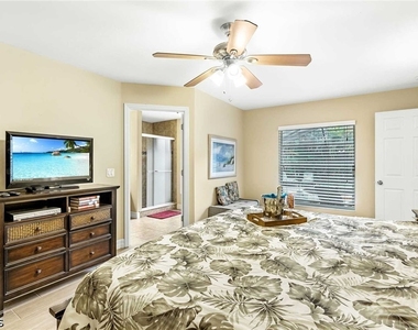 4534 Sw 5th Place - Photo Thumbnail 8