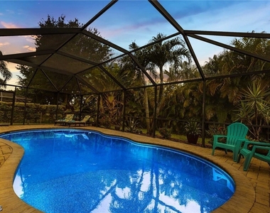 4534 Sw 5th Place - Photo Thumbnail 20