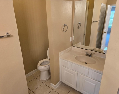 1820 Branch Hill Drive - Photo Thumbnail 21