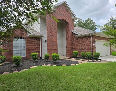 1820 Branch Hill Drive - Photo Thumbnail 2
