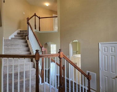 1820 Branch Hill Drive - Photo Thumbnail 5