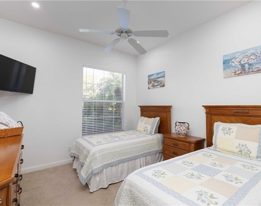 7983 Valentina Court - Photo Thumbnail 17
