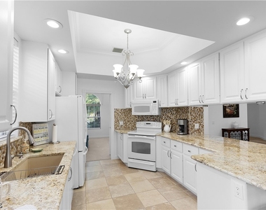 7983 Valentina Court - Photo Thumbnail 21