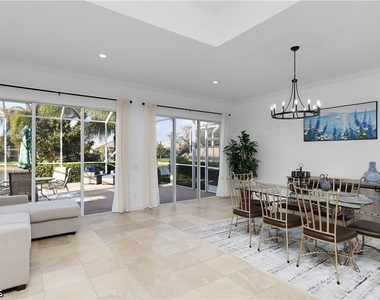 7983 Valentina Court - Photo Thumbnail 4