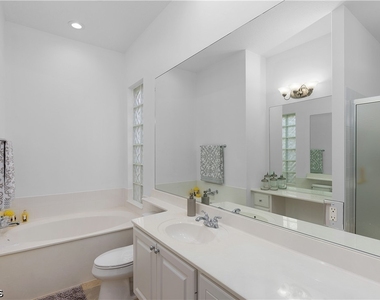 7983 Valentina Court - Photo Thumbnail 31