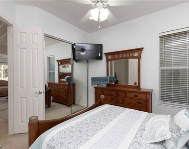 7983 Valentina Court - Photo Thumbnail 20