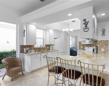 7983 Valentina Court - Photo Thumbnail 3