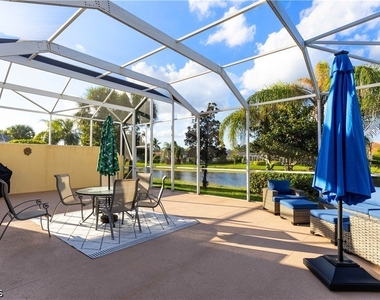 7983 Valentina Court - Photo Thumbnail 24