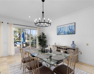 7983 Valentina Court - Photo Thumbnail 14