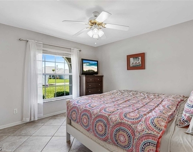 620 Se 21st Terrace - Photo Thumbnail 11