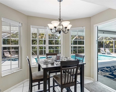 620 Se 21st Terrace - Photo Thumbnail 7