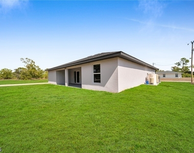 4326 Ne 24th Place - Photo Thumbnail 24