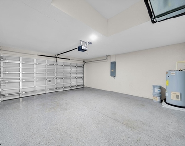 4326 Ne 24th Place - Photo Thumbnail 11