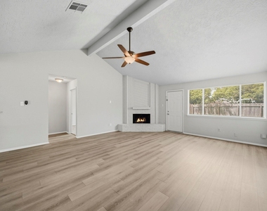 8418 Lone Quail Drive - Photo Thumbnail 2