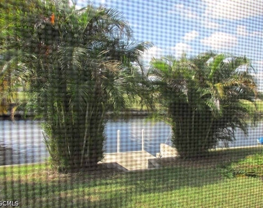 1510 Se 11th Place - Photo Thumbnail 17