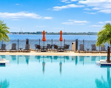 2825 Palm Beach Boulevard - Photo Thumbnail 15