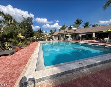 2835 Winkler Avenue - Photo Thumbnail 10