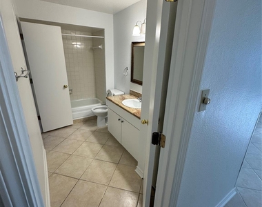 3220 69th Street - Photo Thumbnail 47