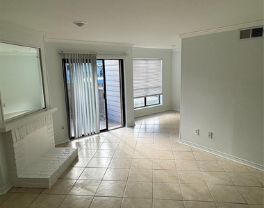 3220 69th Street - Photo Thumbnail 45