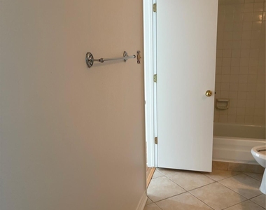 3220 69th Street - Photo Thumbnail 32
