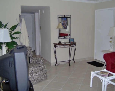 3220 69th Street - Photo Thumbnail 2