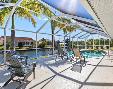 4131 Sw 17th Place - Photo Thumbnail 20