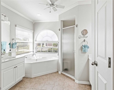 4131 Sw 17th Place - Photo Thumbnail 11