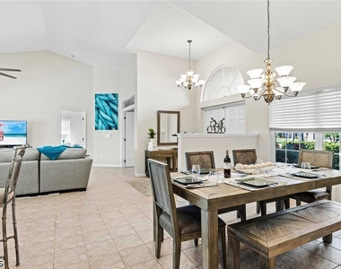 4131 Sw 17th Place - Photo Thumbnail 6