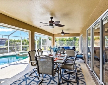 4131 Sw 17th Place - Photo Thumbnail 17