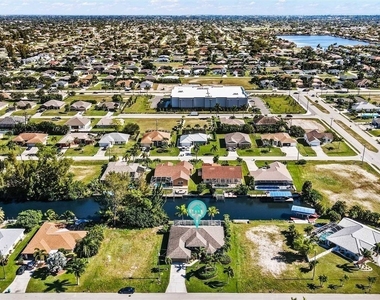 4131 Sw 17th Place - Photo Thumbnail 26