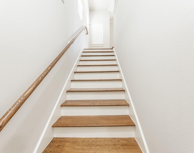 2616 Starboard Point Drive - Photo Thumbnail 12