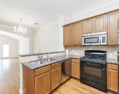 2616 Starboard Point Drive - Photo Thumbnail 20