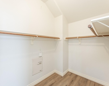 2616 Starboard Point Drive - Photo Thumbnail 30