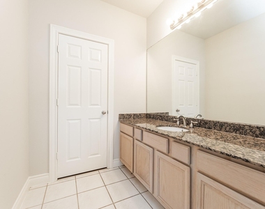 2616 Starboard Point Drive - Photo Thumbnail 10