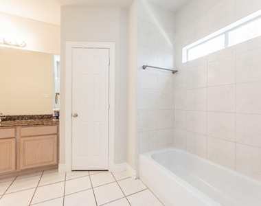 2616 Starboard Point Drive - Photo Thumbnail 9