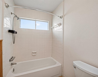 2411 Charter Oaks Court - Photo Thumbnail 23