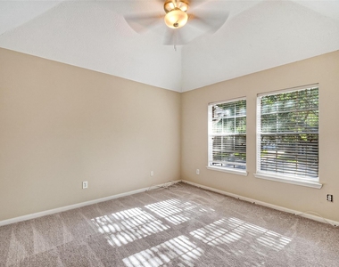 2411 Charter Oaks Court - Photo Thumbnail 19