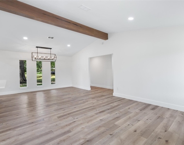 12019 Beth Lane - Photo Thumbnail 11