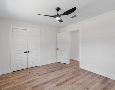 12019 Beth Lane - Photo Thumbnail 19
