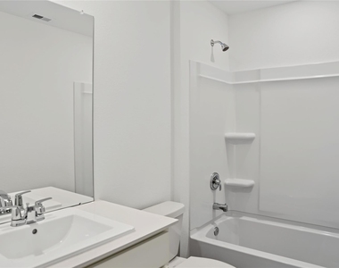 16819 Spotted Oak Dr - Photo Thumbnail 5