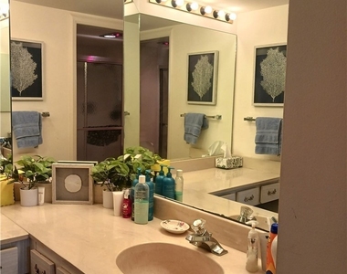 4005 Gulf Shore Boulevard N - Photo Thumbnail 12