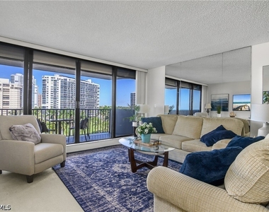 4005 Gulf Shore Boulevard N - Photo Thumbnail 2