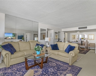 4005 Gulf Shore Boulevard N - Photo Thumbnail 4