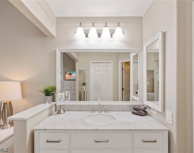 13631 Worthington Way - Photo Thumbnail 14