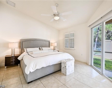 3505 Avion Woods Court - Photo Thumbnail 13