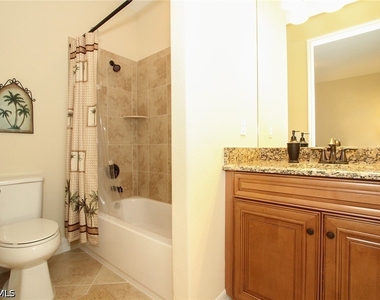 3122 Aviamar Circle - Photo Thumbnail 8