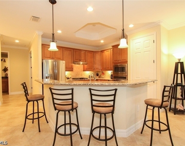 3122 Aviamar Circle - Photo Thumbnail 4