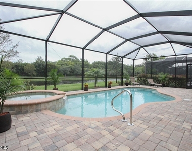 3122 Aviamar Circle - Photo Thumbnail 18